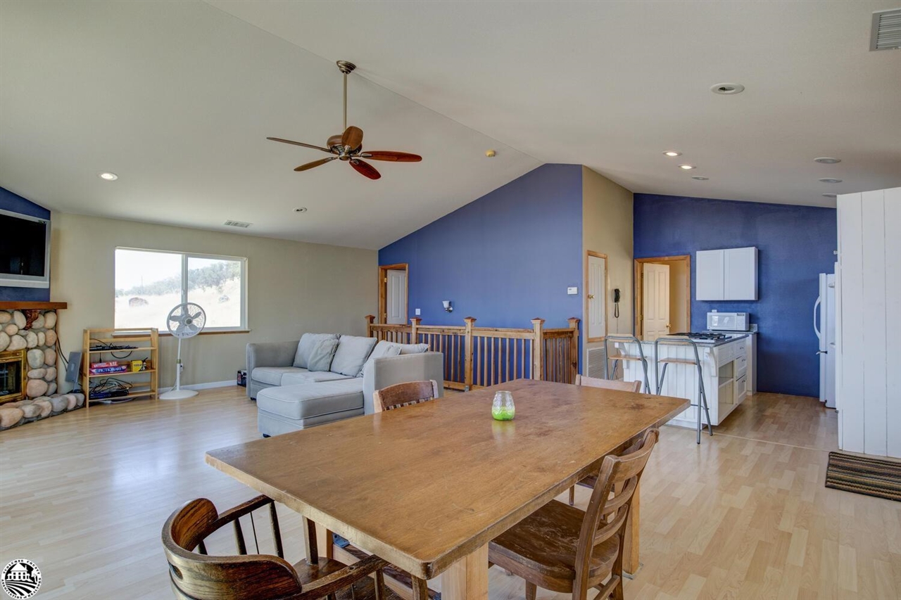 9414 Coronado