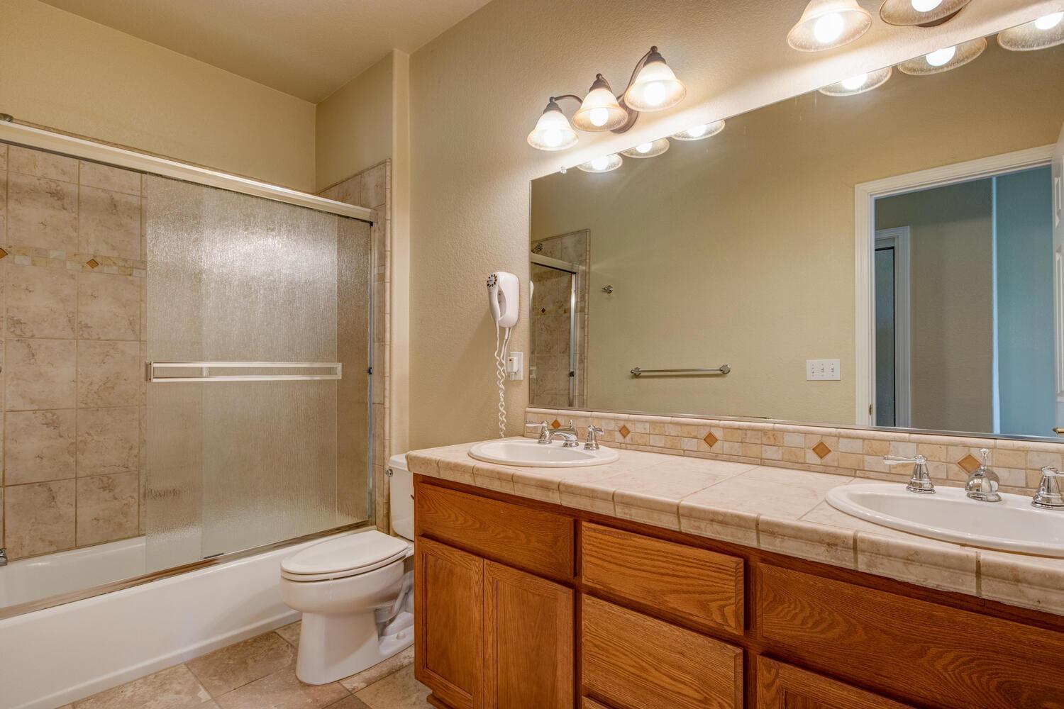 8408 Vista Verde Circle