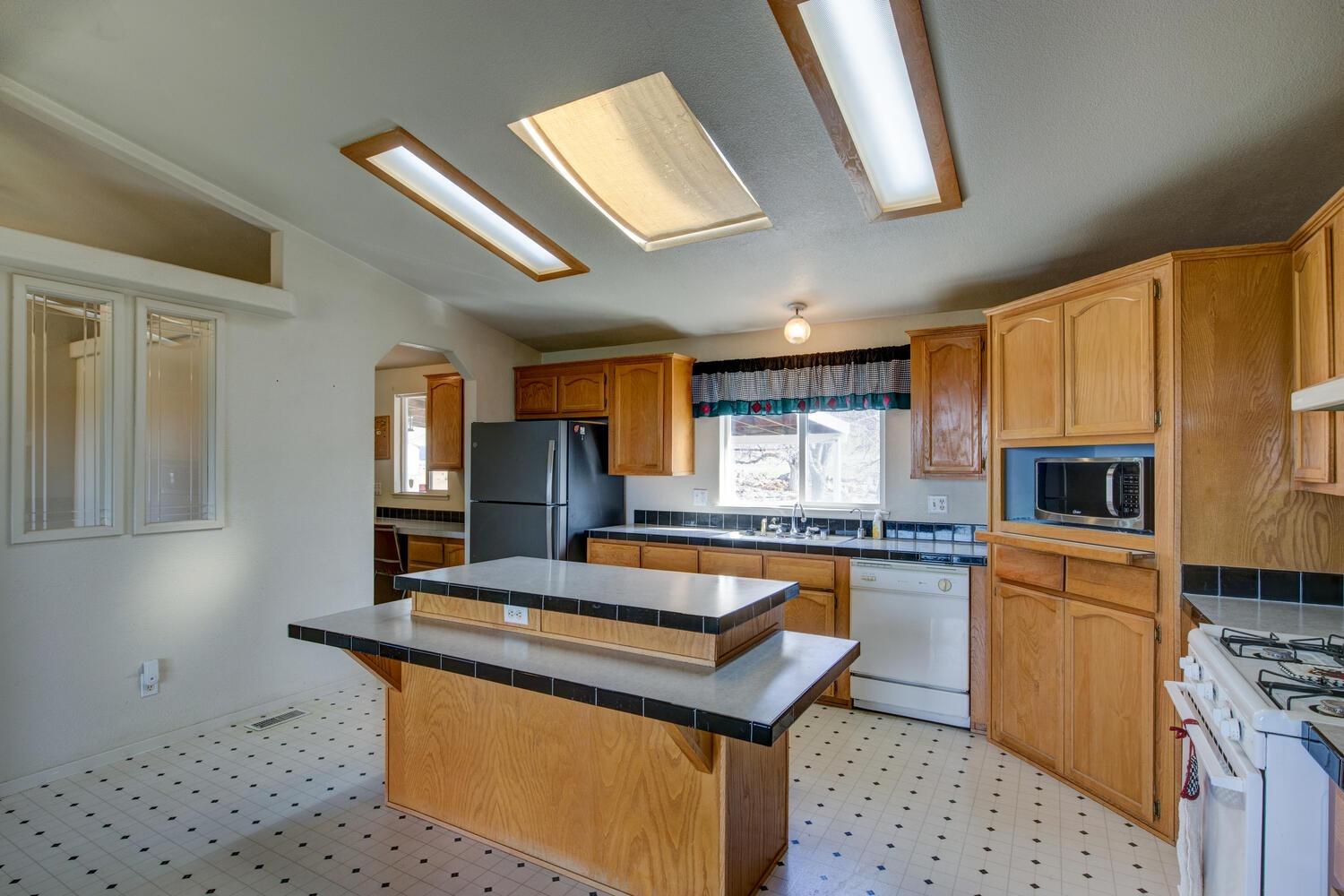 2699 Zelma Way