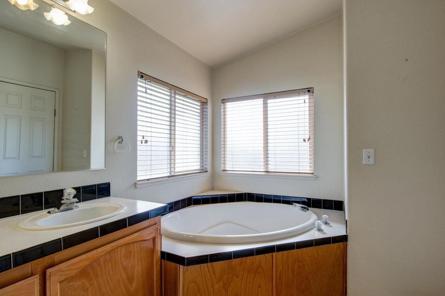 2699 Zelma Way