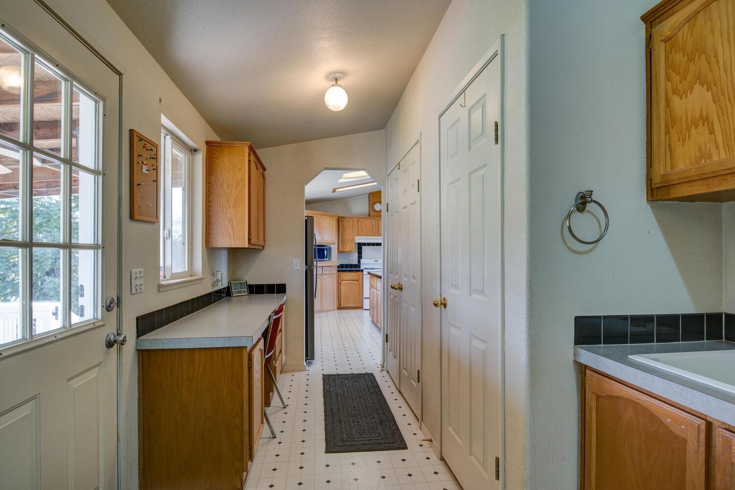 2699 Zelma Way