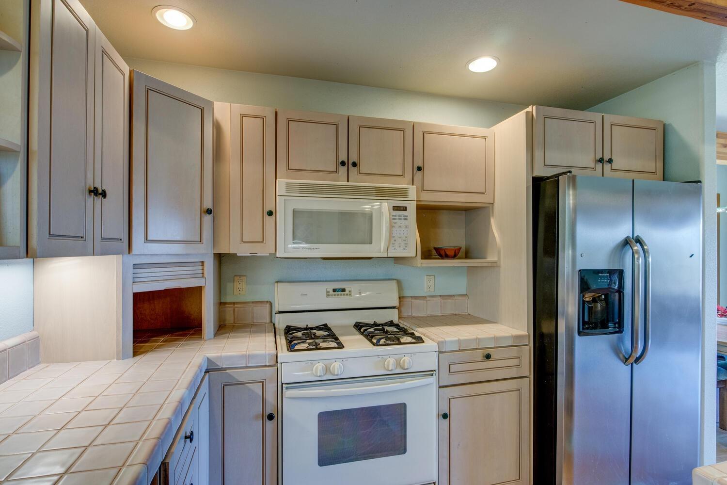 9413 E Ponderosa Way