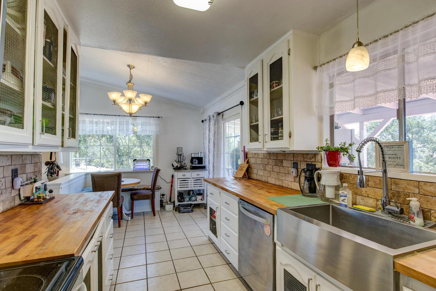 9705 Villarreal Drive