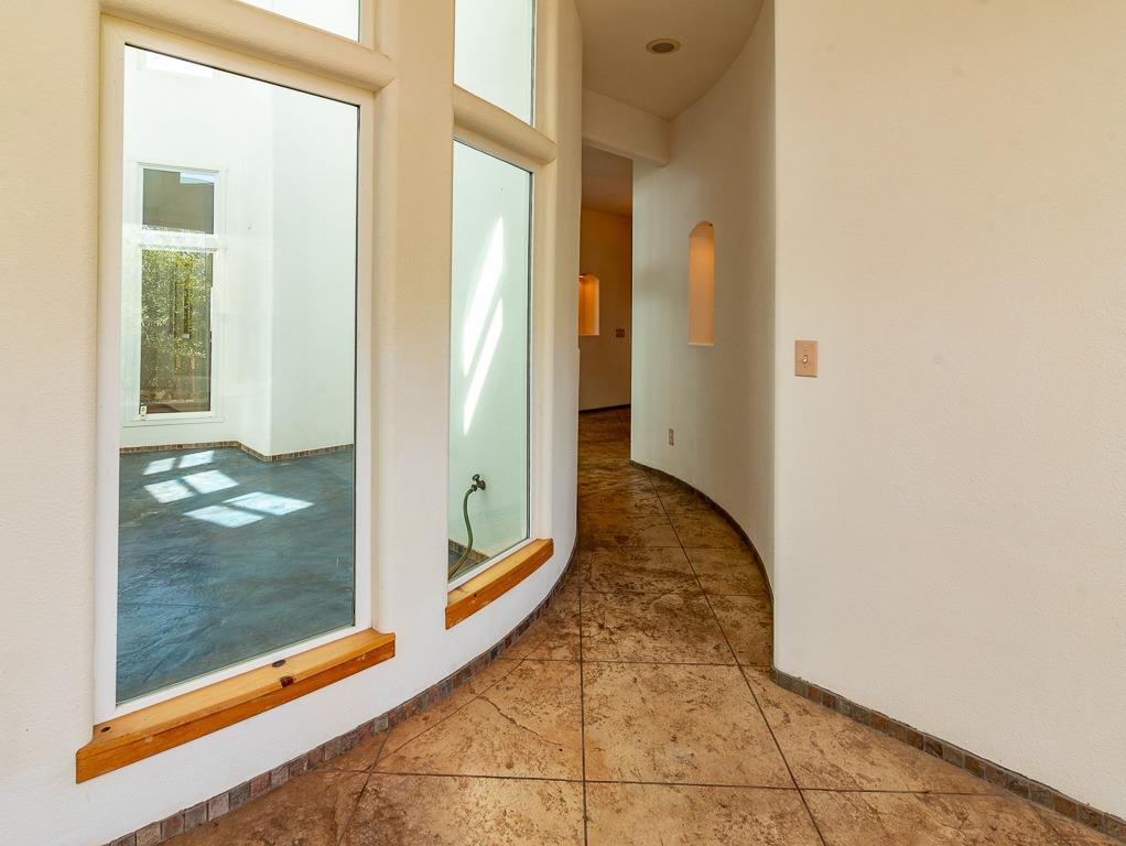 9883 Hernandez Drive