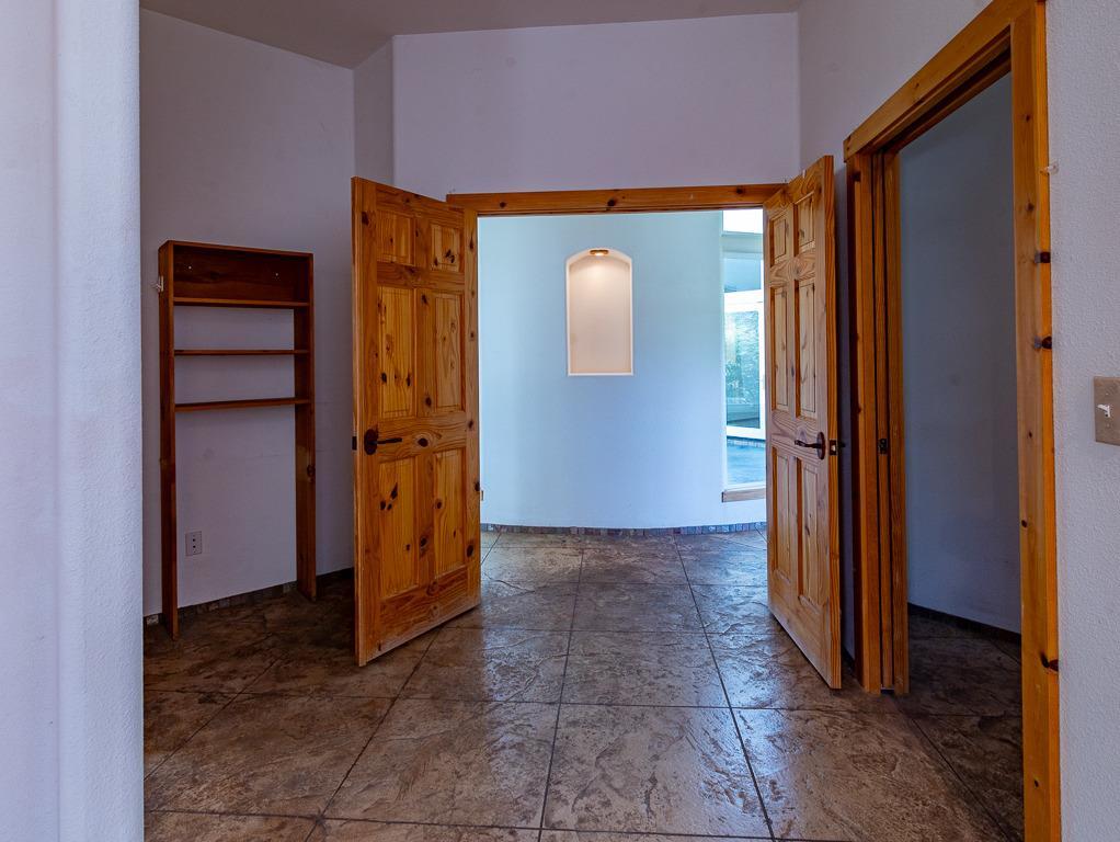 9883 Hernandez Drive