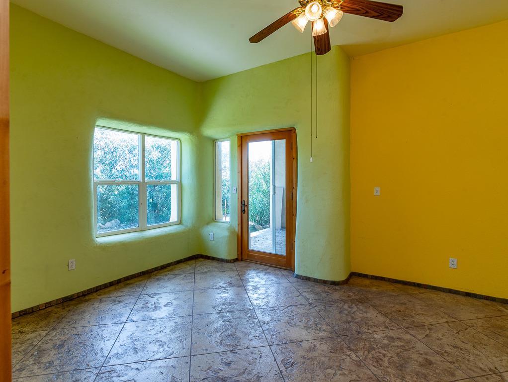 9883 Hernandez Drive