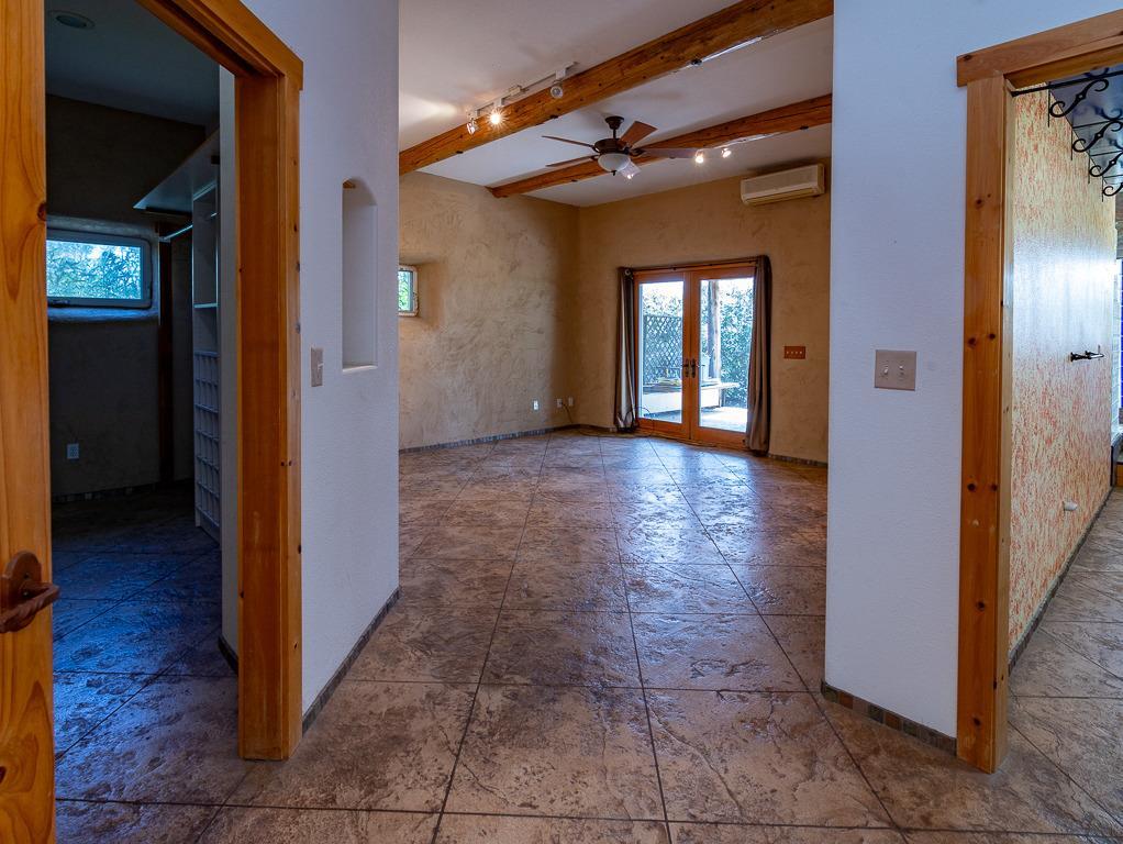 9883 Hernandez Drive
