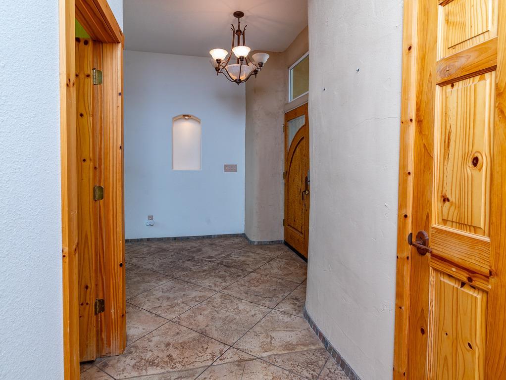 9883 Hernandez Drive