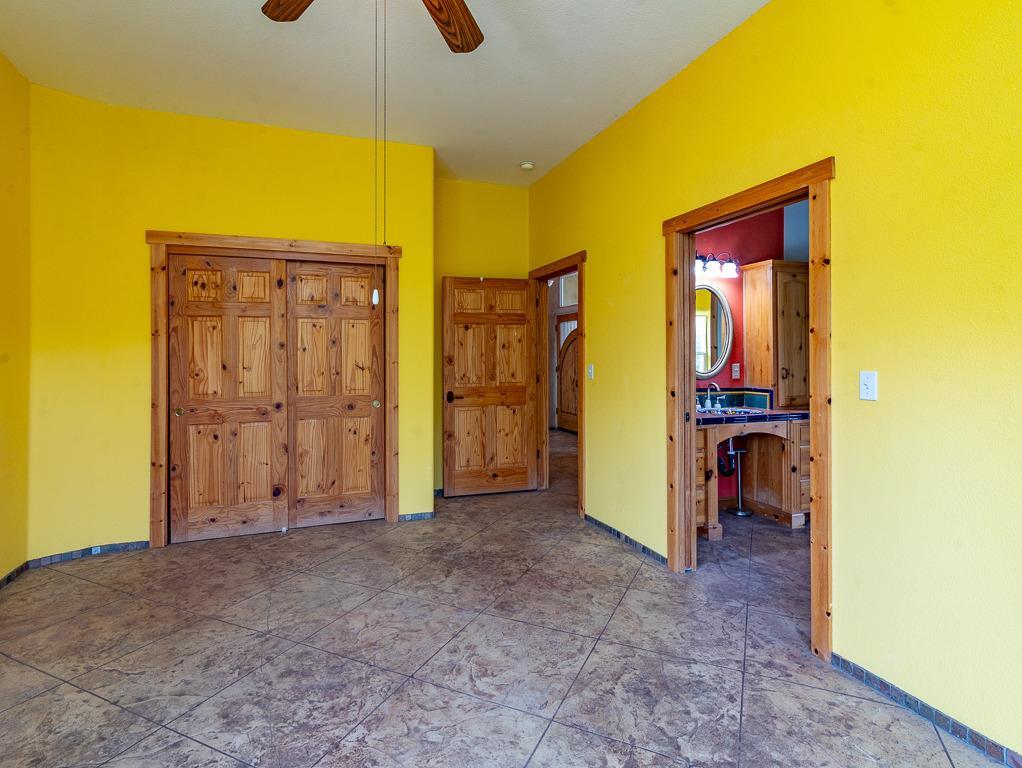 9883 Hernandez Drive