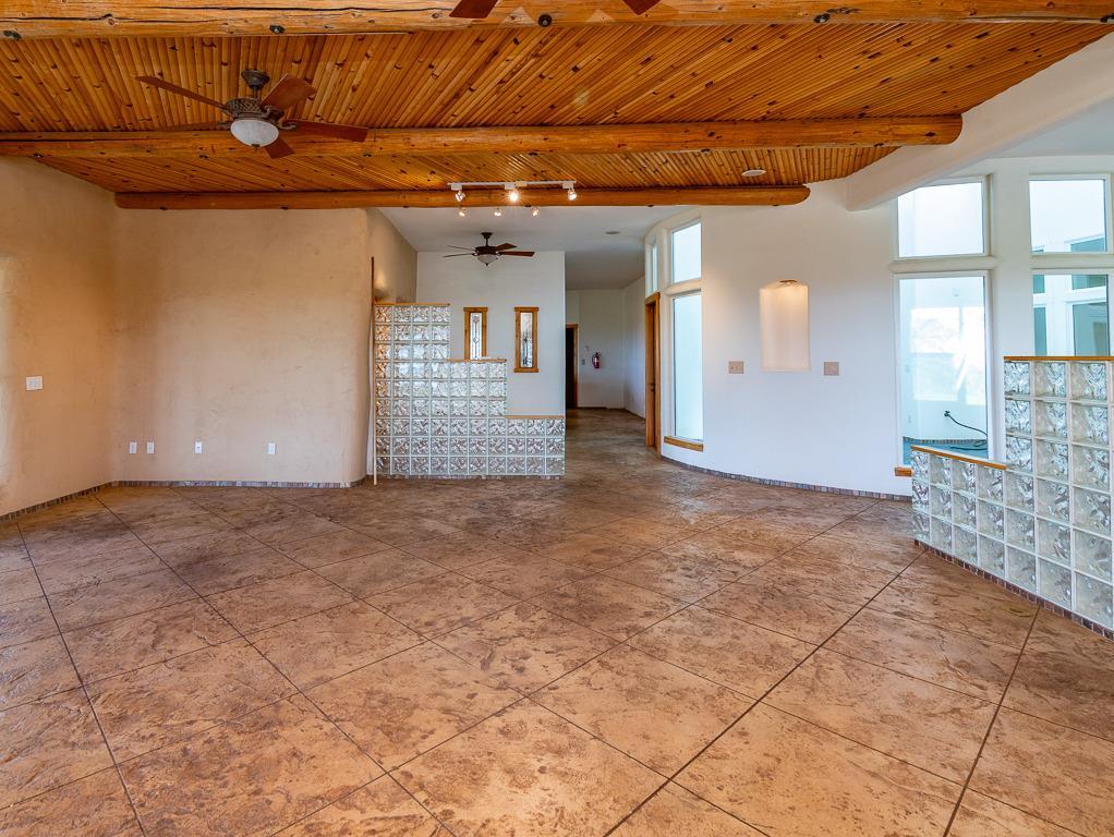 9883 Hernandez Drive