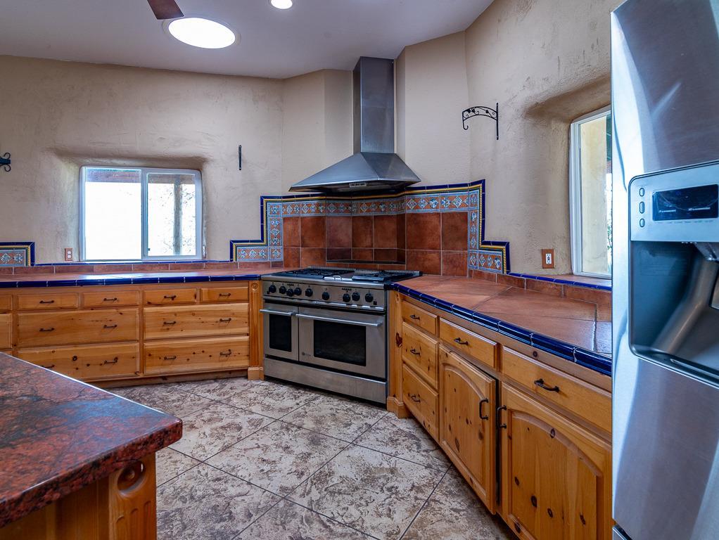 9883 Hernandez Drive