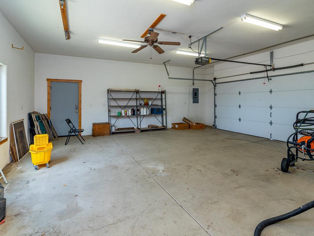 9883 Hernandez Drive