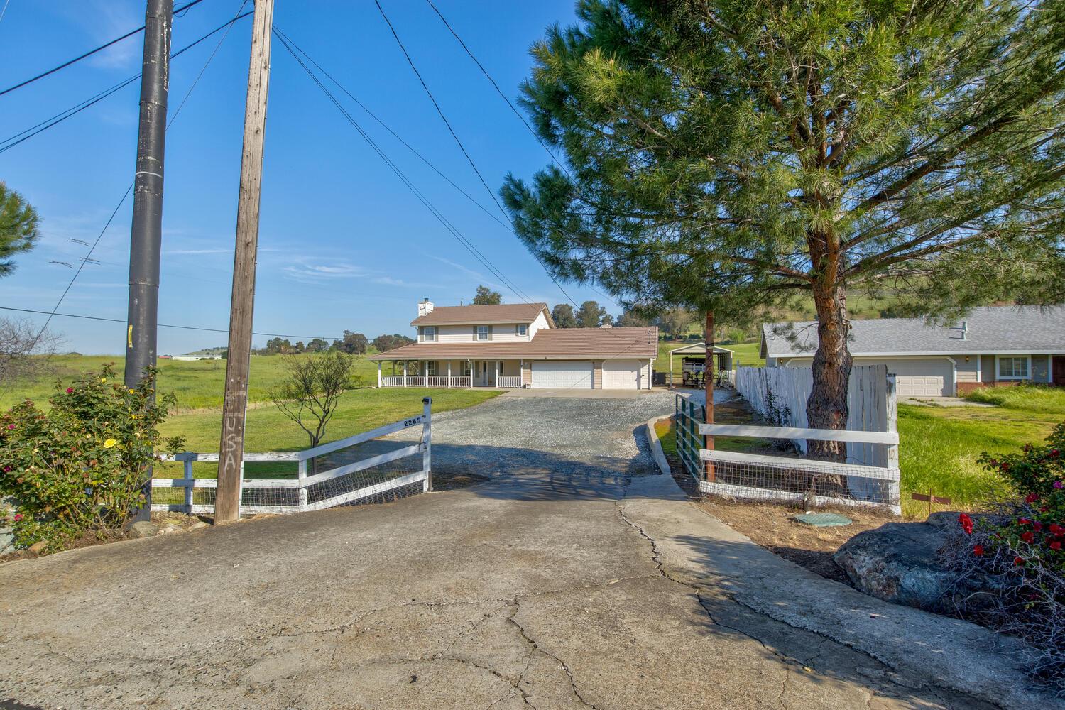2265 Golfito Way
