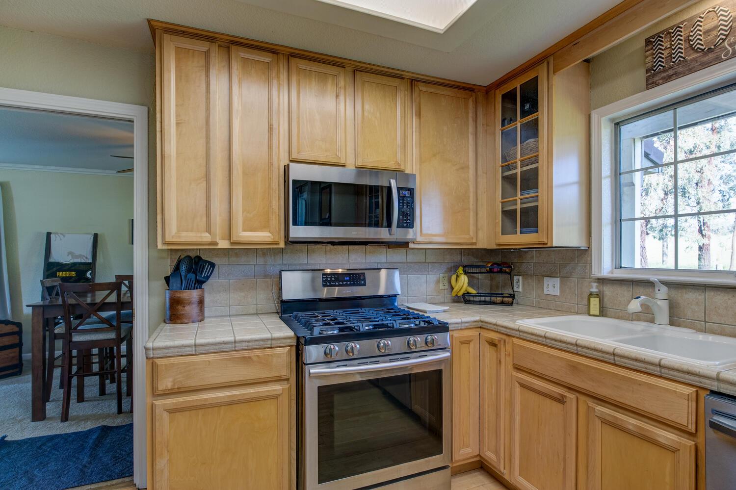 2265 Golfito Way