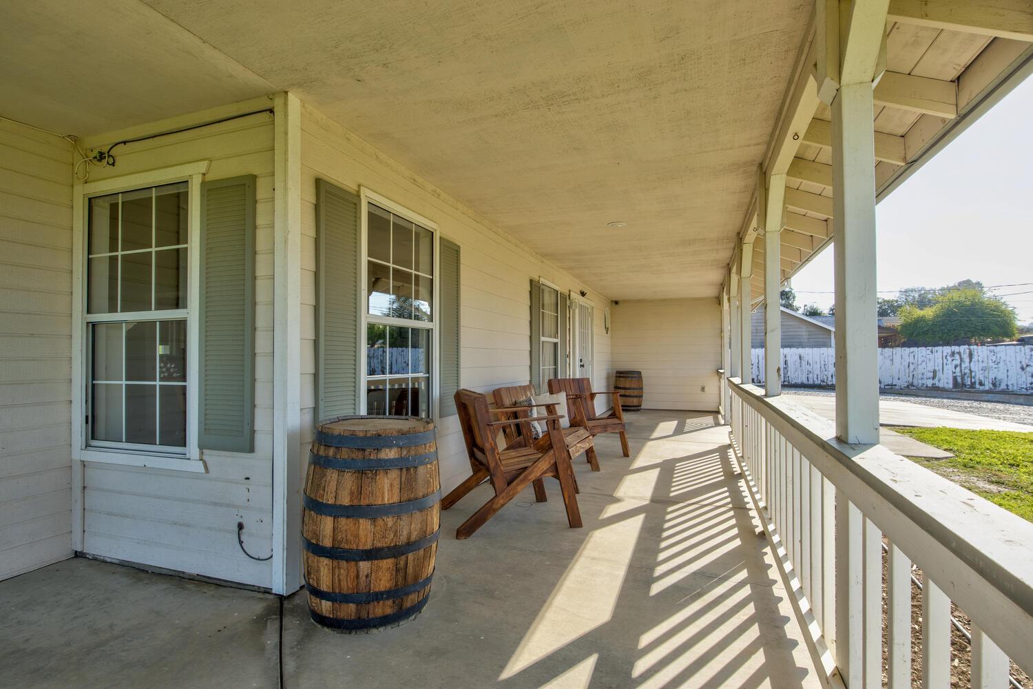 2265 Golfito Way