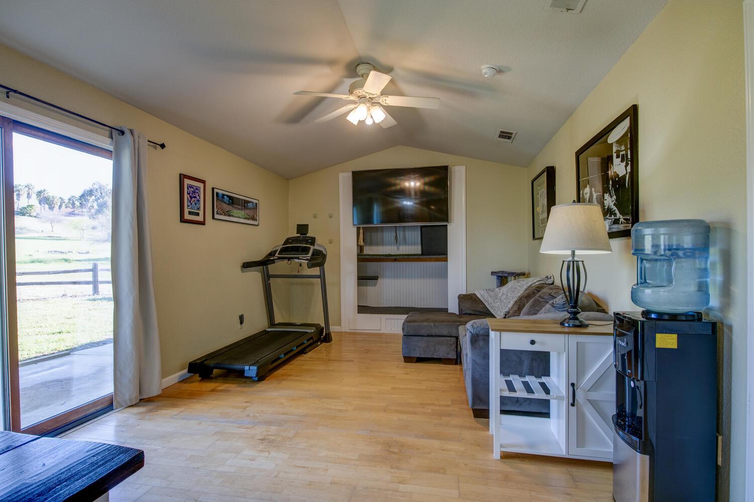 2265 Golfito Way