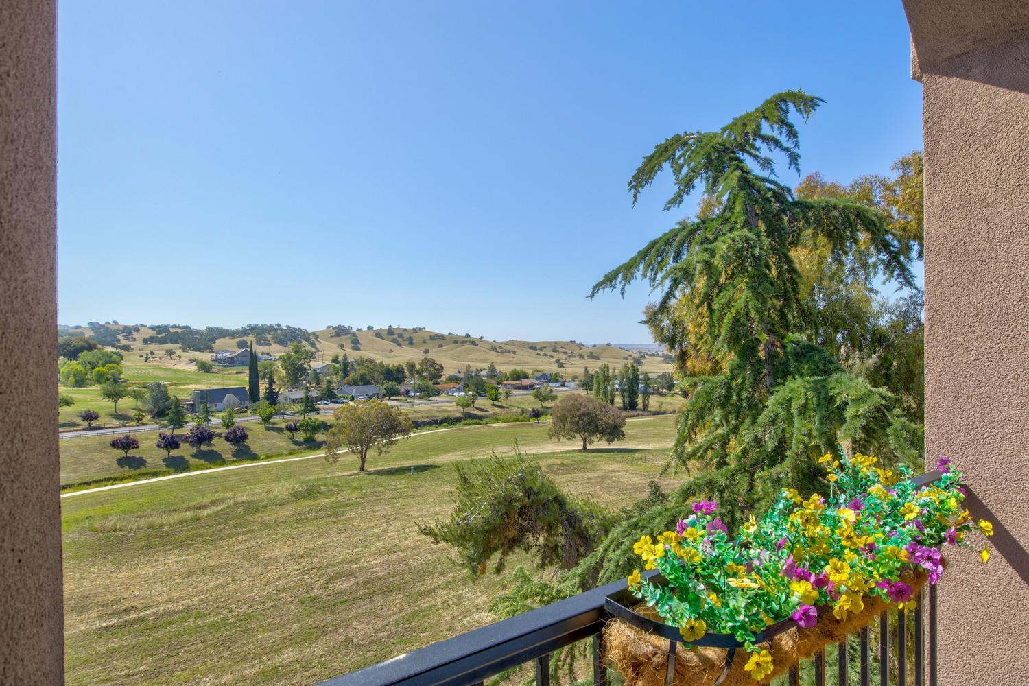 8420 Vista Verde