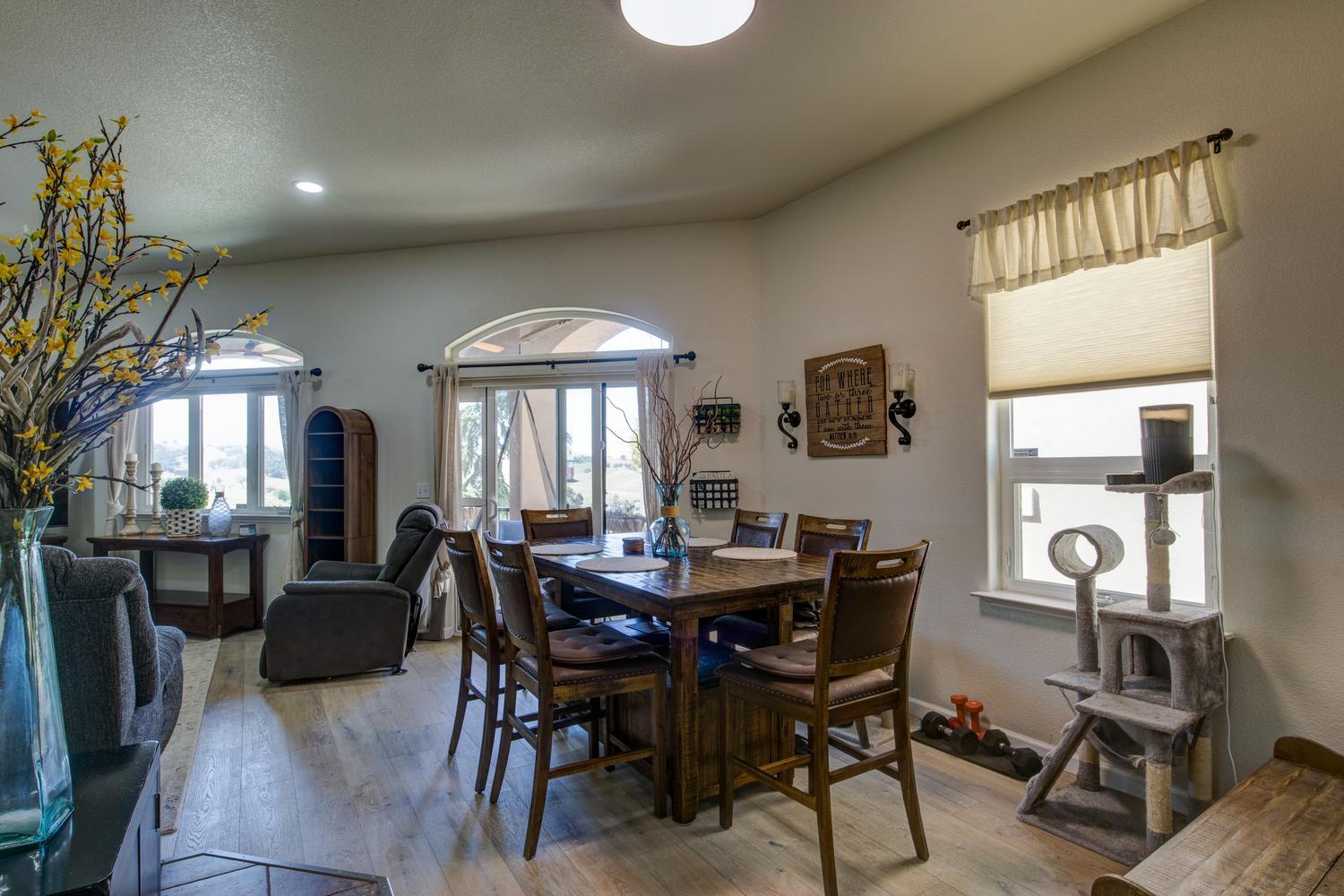 8420 Vista Verde