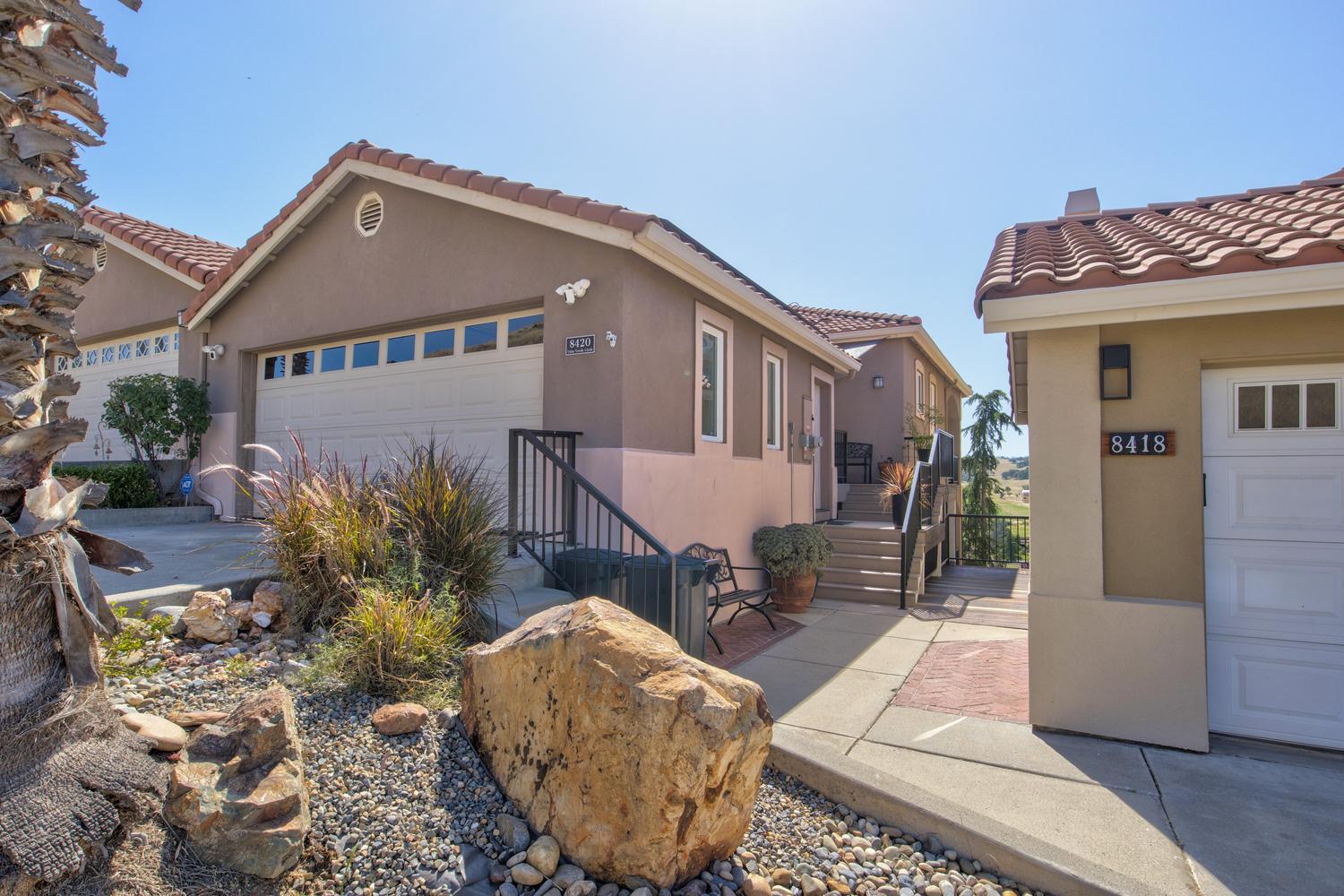 8420 Vista Verde