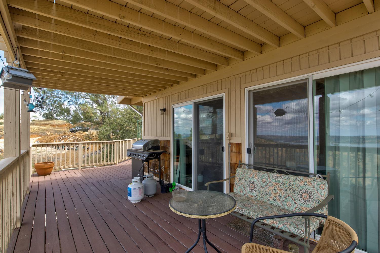 5874 Arbolada Drive