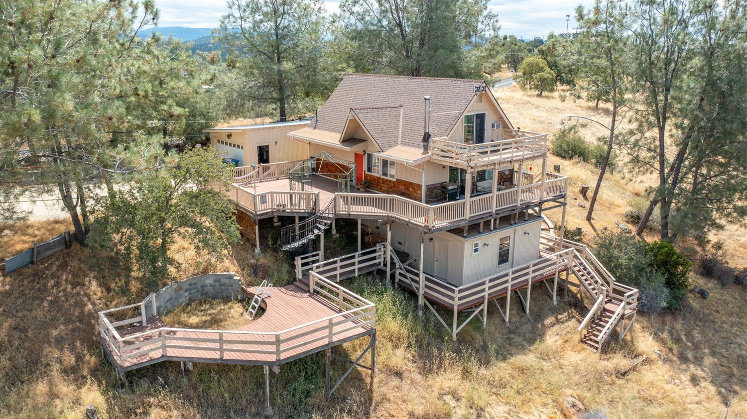 5874 Arbolada Drive