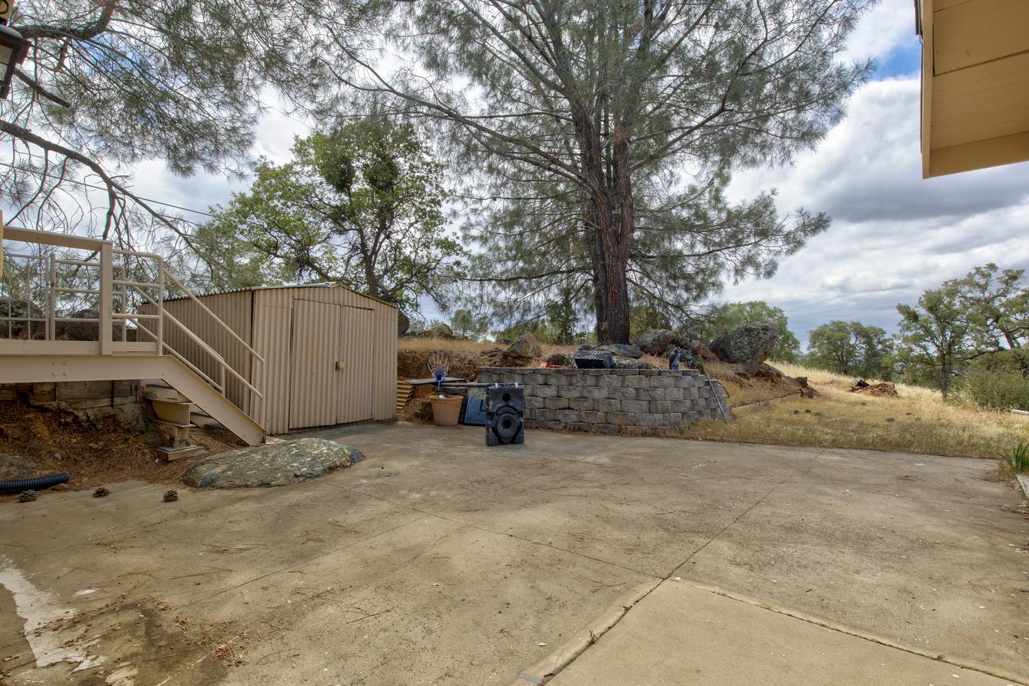 5874 Arbolada Drive