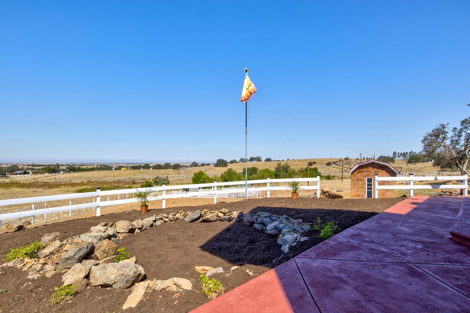 4411 La Grange Road