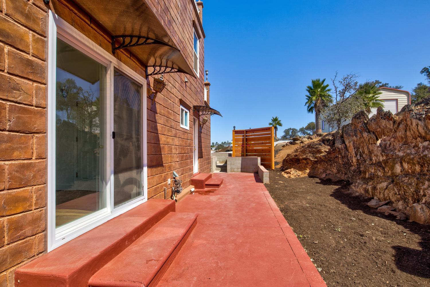 4411 La Grange Road