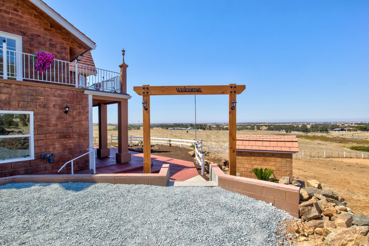 4411 La Grange Road