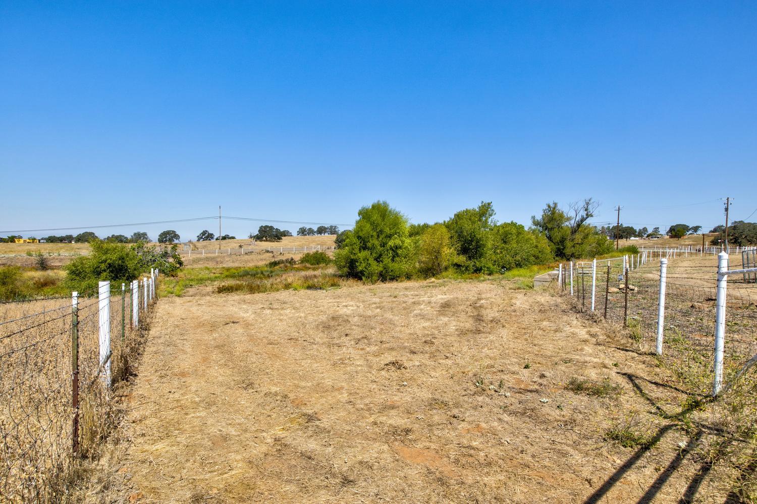 4411 La Grange Road