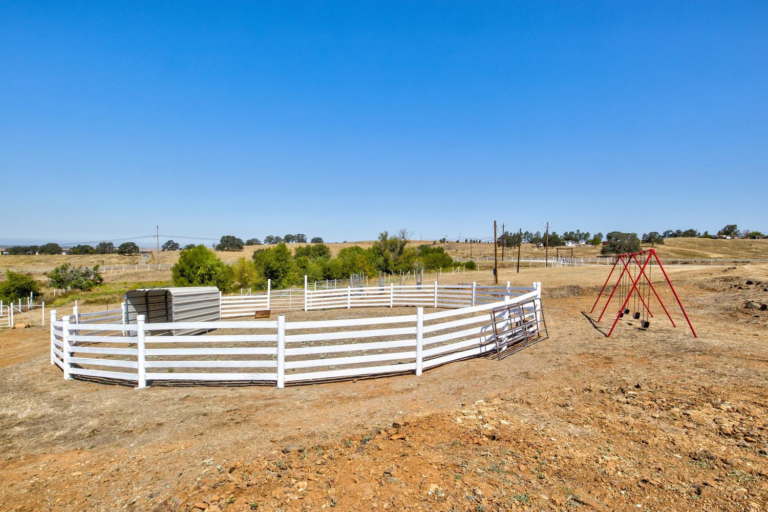 4411 La Grange Road
