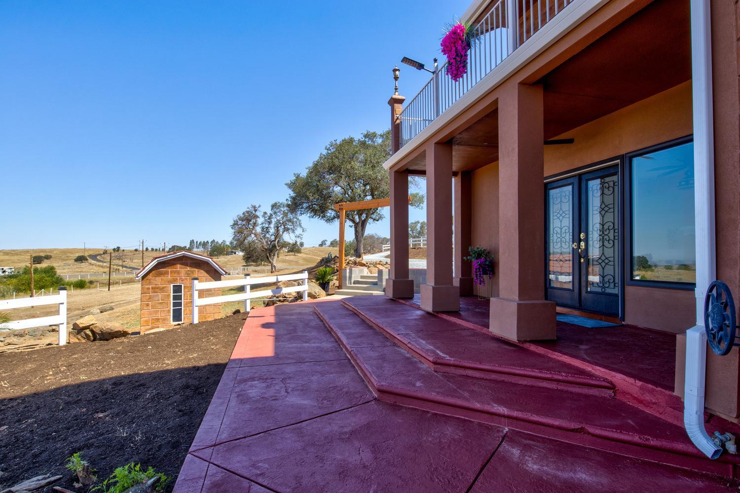 4411 La Grange Road