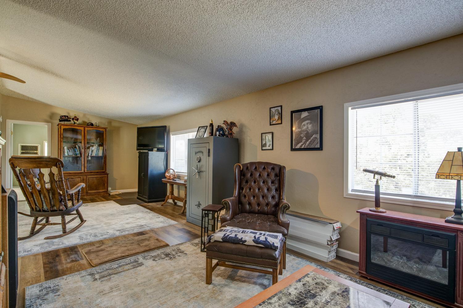 3343 Jasmin Court