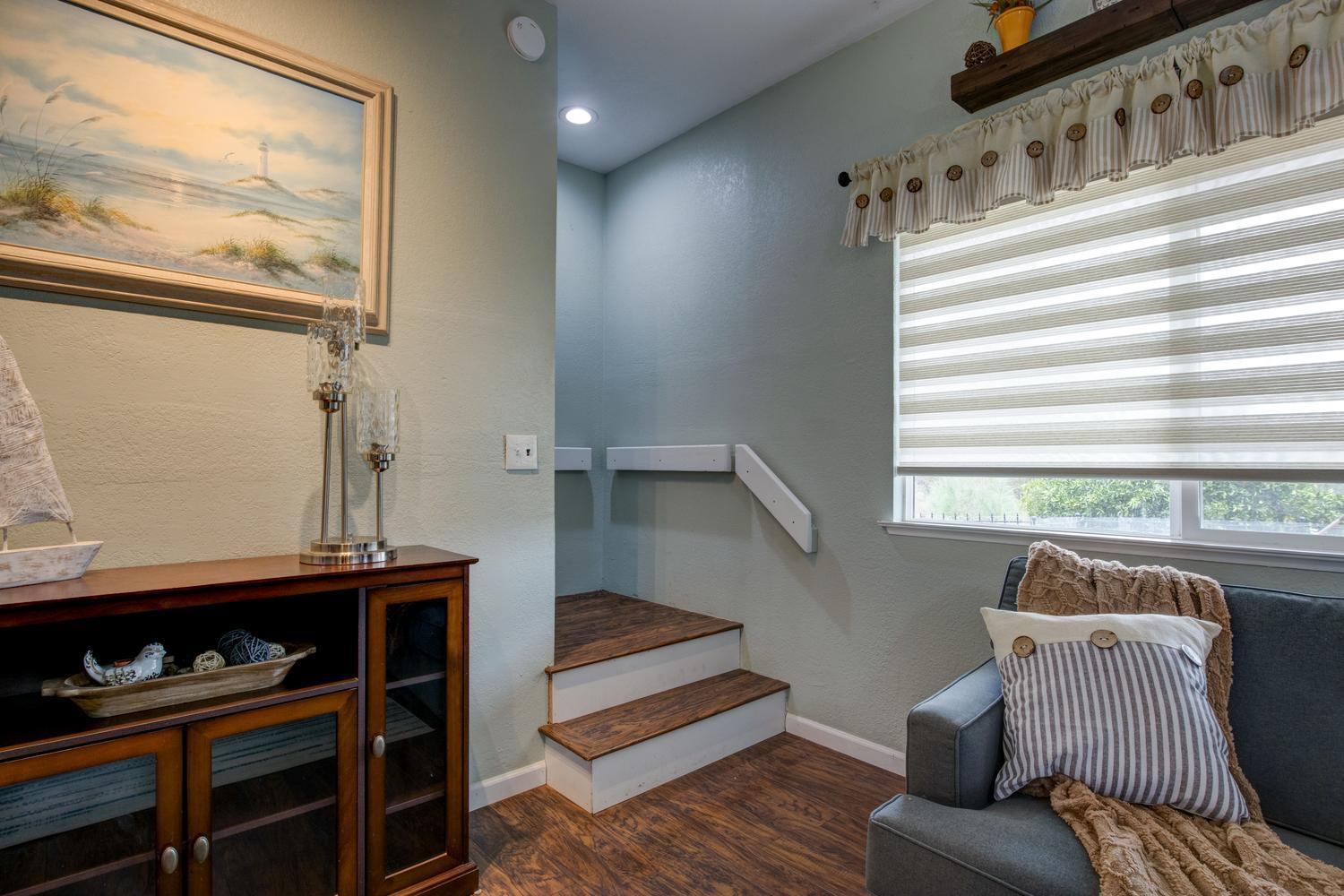 5887 Enramada Drive