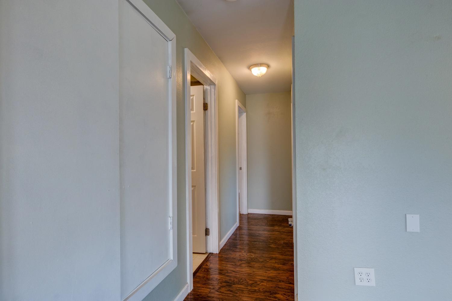 5887 Enramada Drive