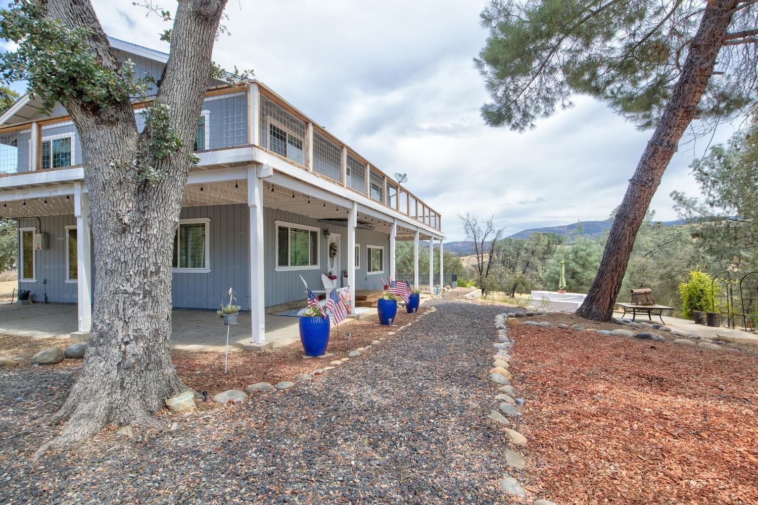 5887 Enramada Drive