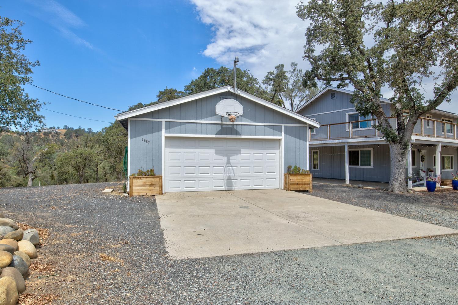 5887 Enramada Drive