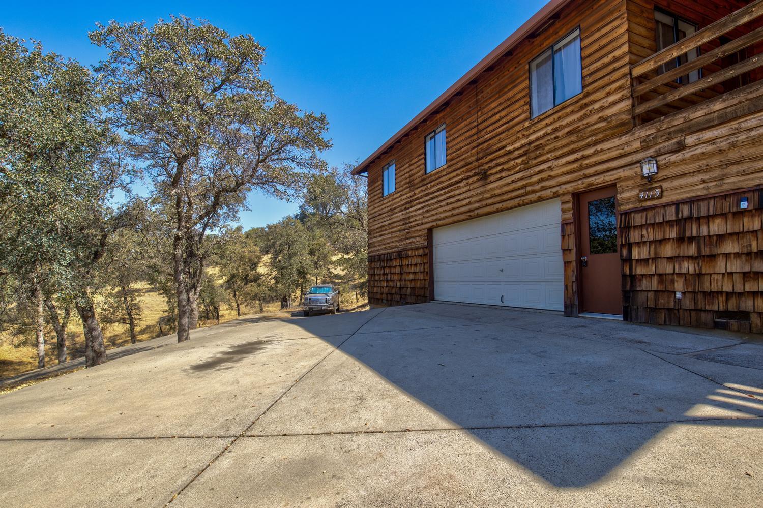 4115 Arbolada Drive