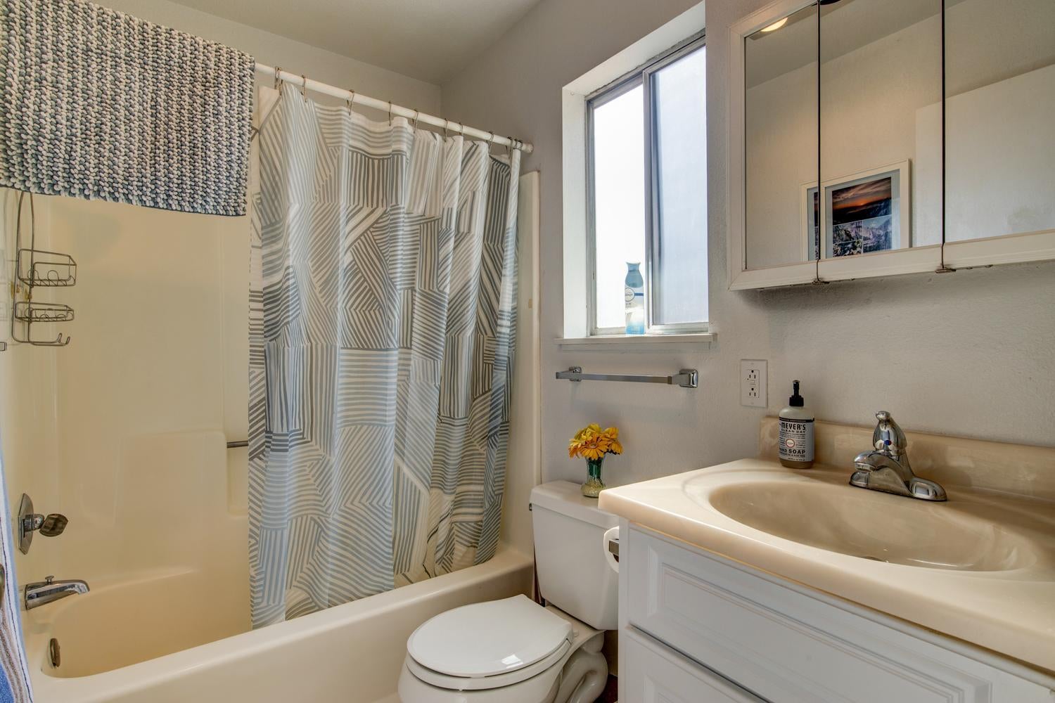 4832 Enramada Drive