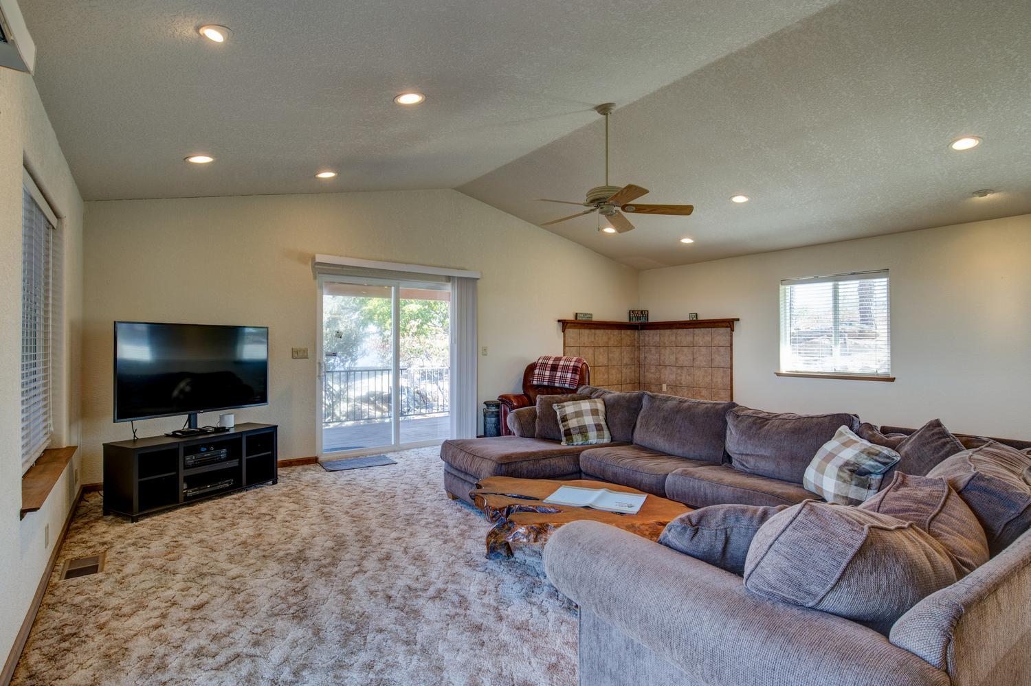 4832 Enramada Drive