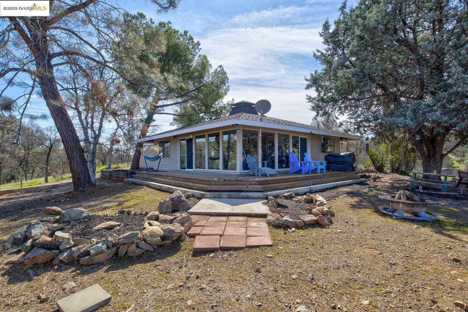 6010 Frio Court