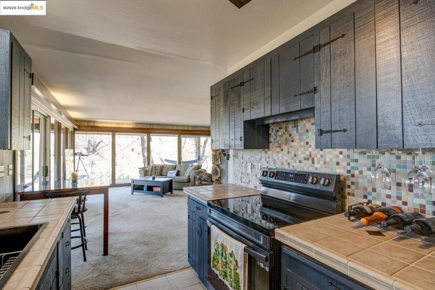 6010 Frio Court