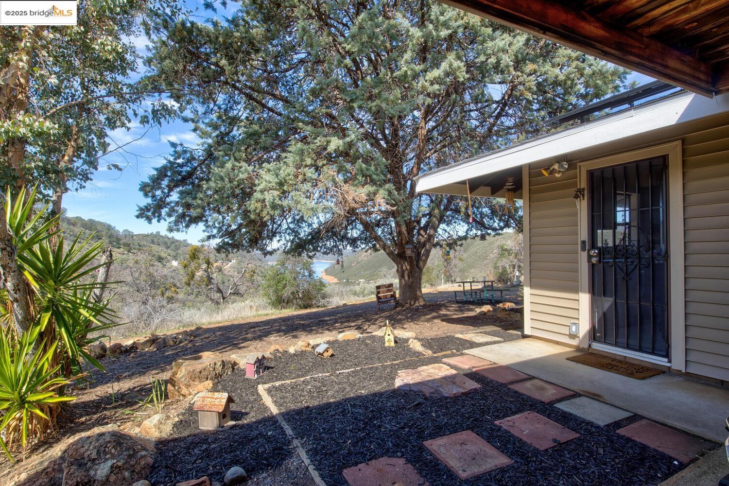 6010 Frio Court