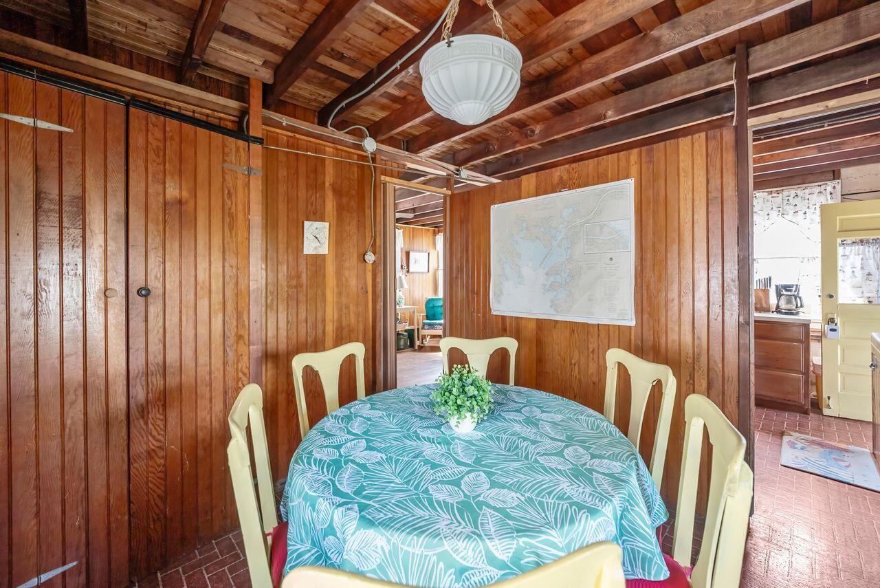5 Spurr Road