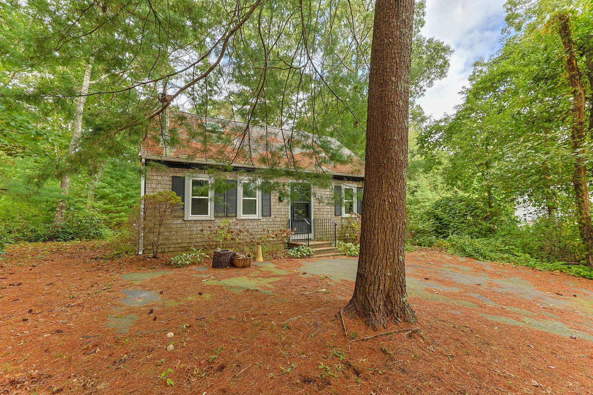 11 Shallow Pond Lane