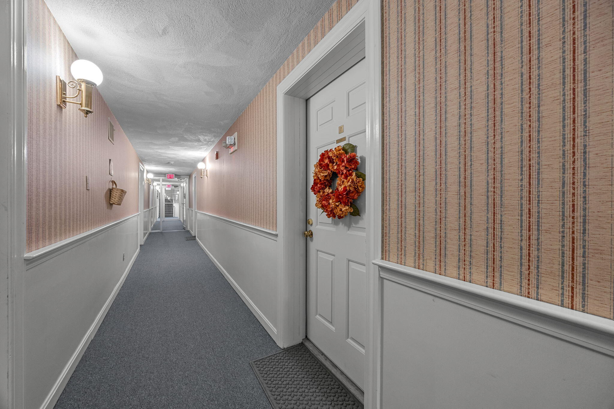 7 Hilltop Drive UNIT 7