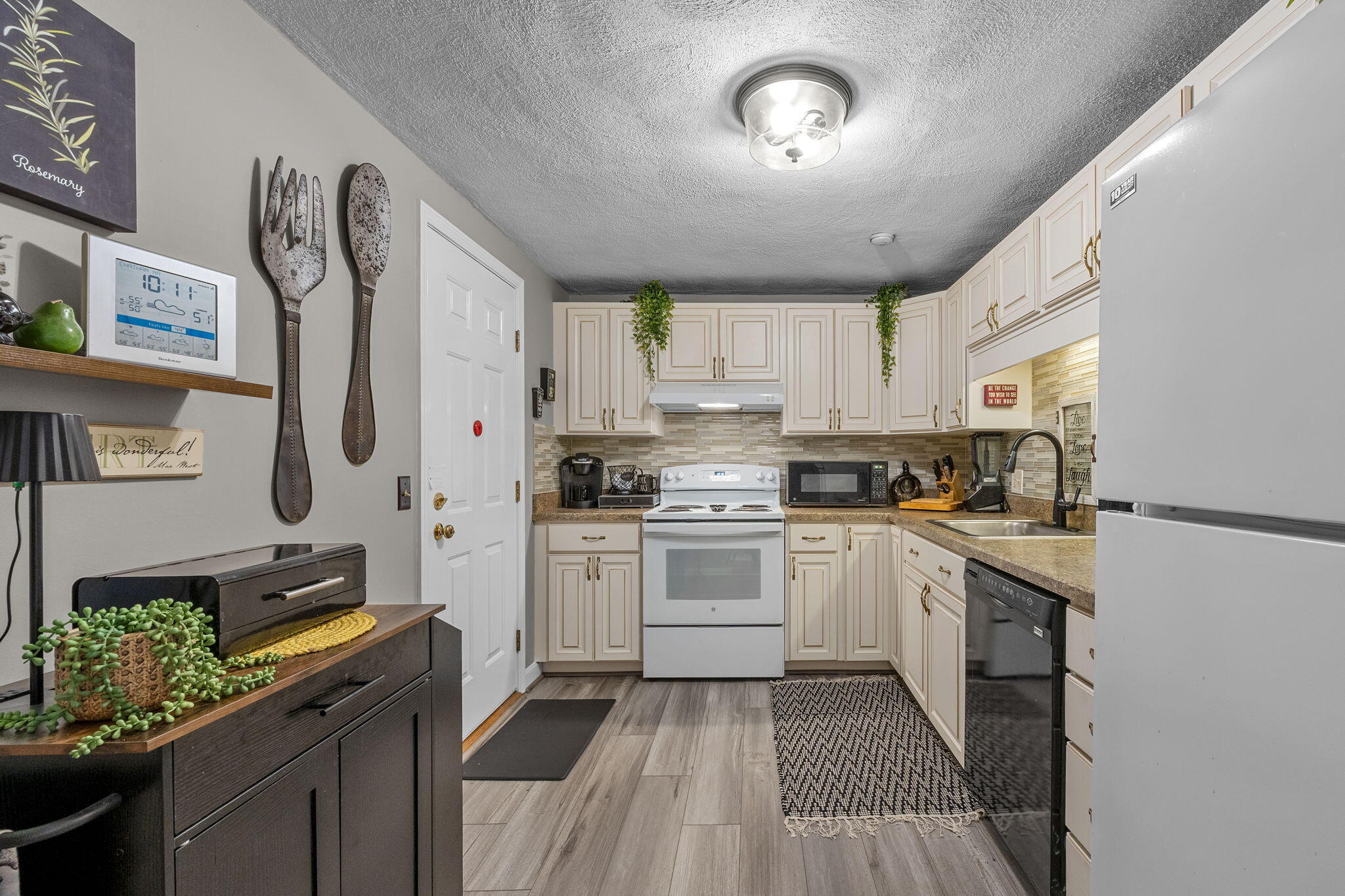 7 Hilltop Drive UNIT 7