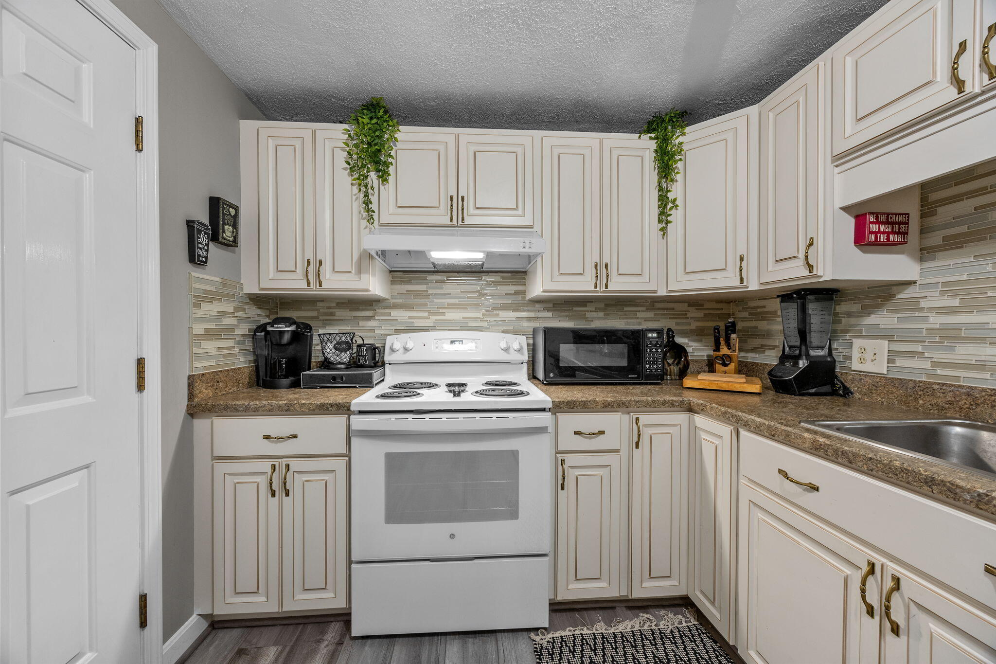 7 Hilltop Drive UNIT 7