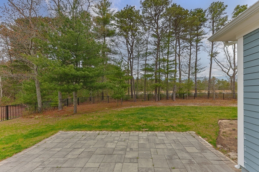 7 Nicklaus Way