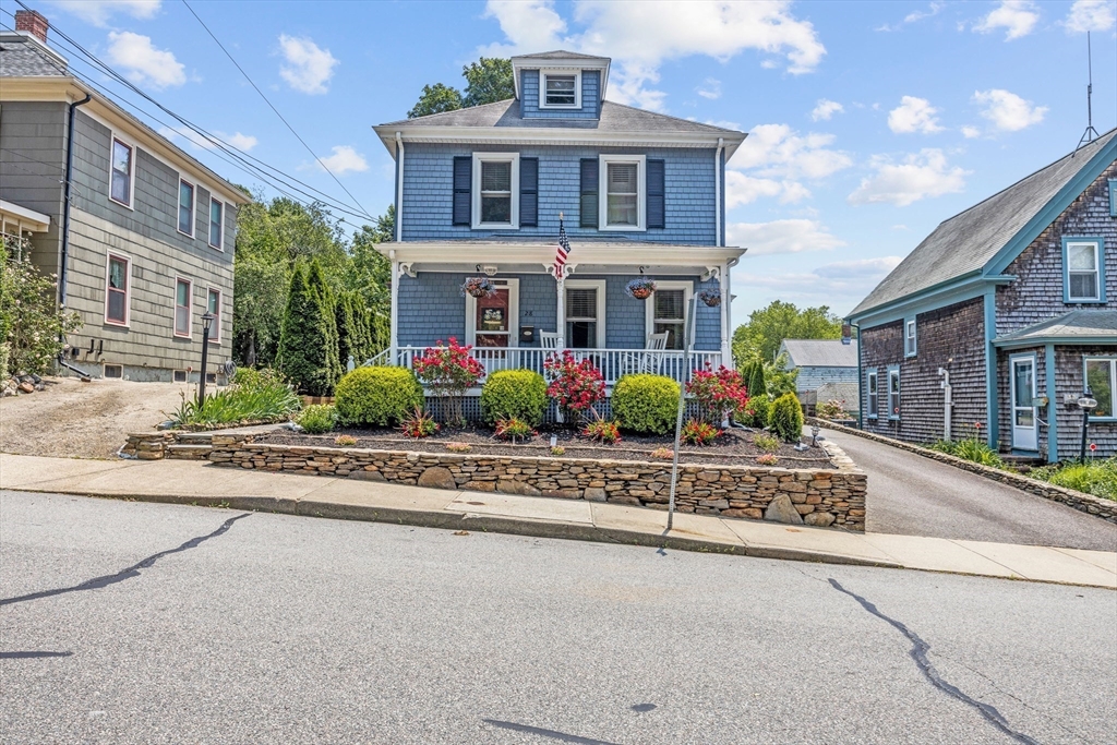 28 Davis Street